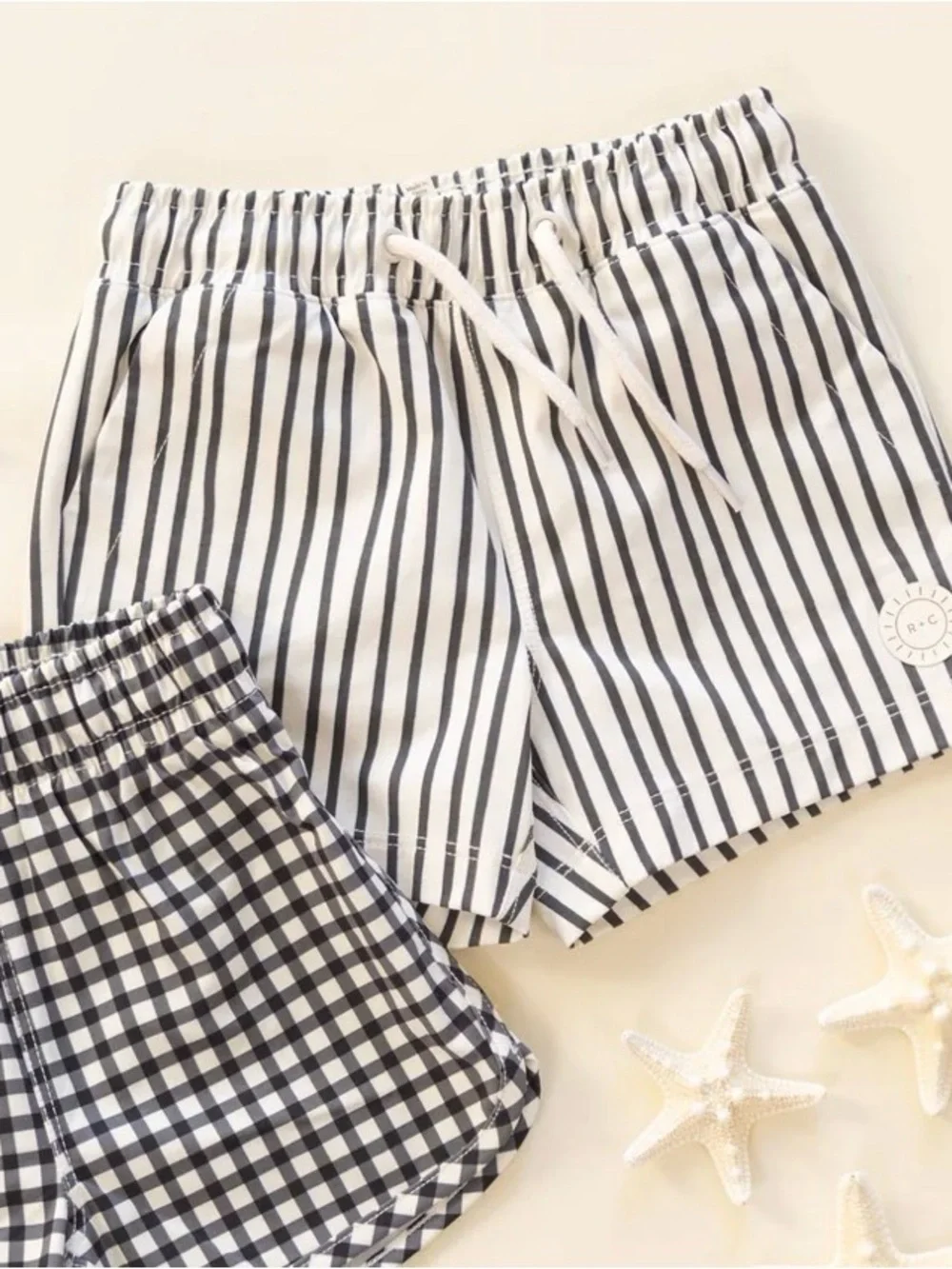 NWT RYLEE + CRU Boys Boardshort Wavy Stripe Swim
